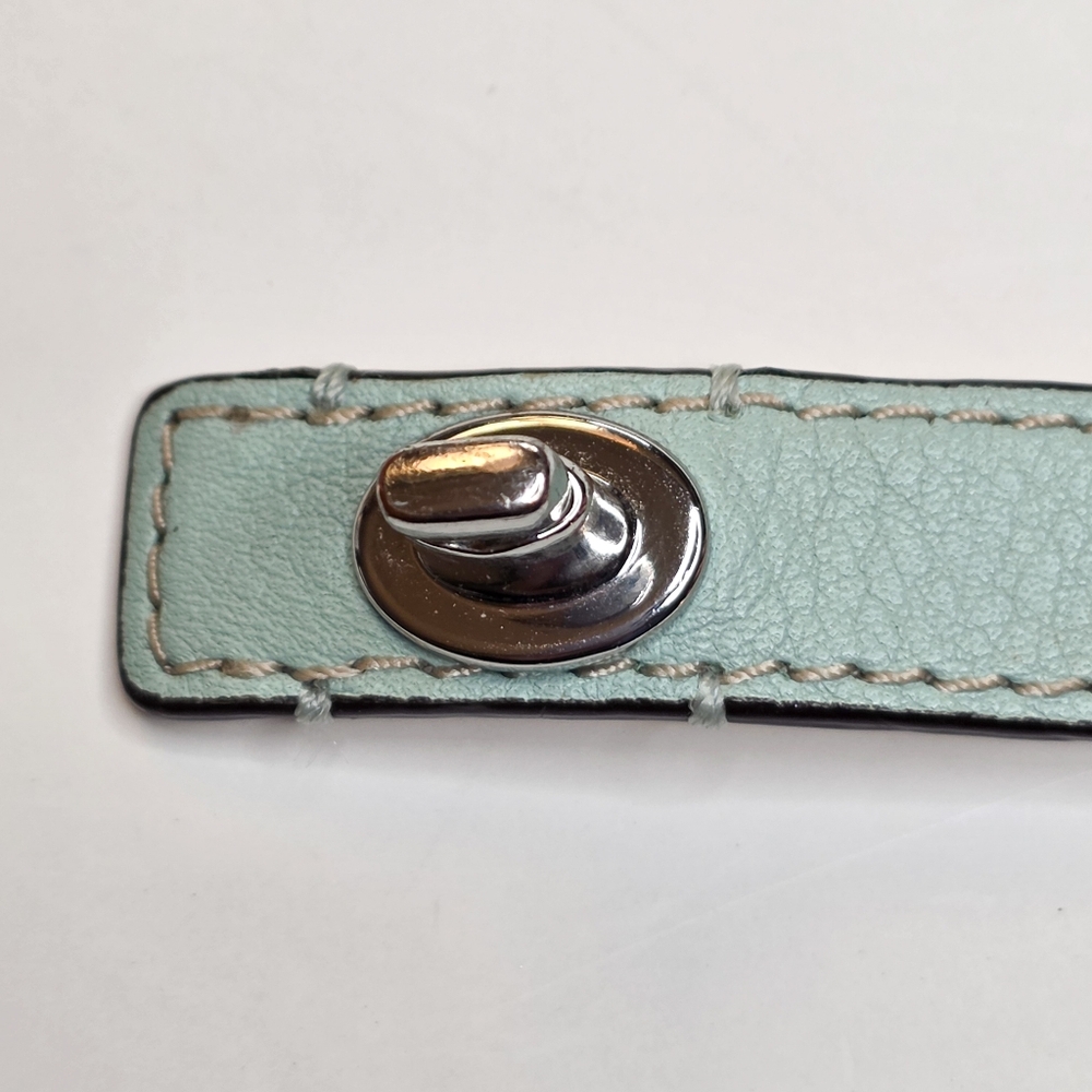 Coach Accessories Vintage Double Wrap Leather Turnlock Bracelet Eggshell Blue - Picture 6 of 9